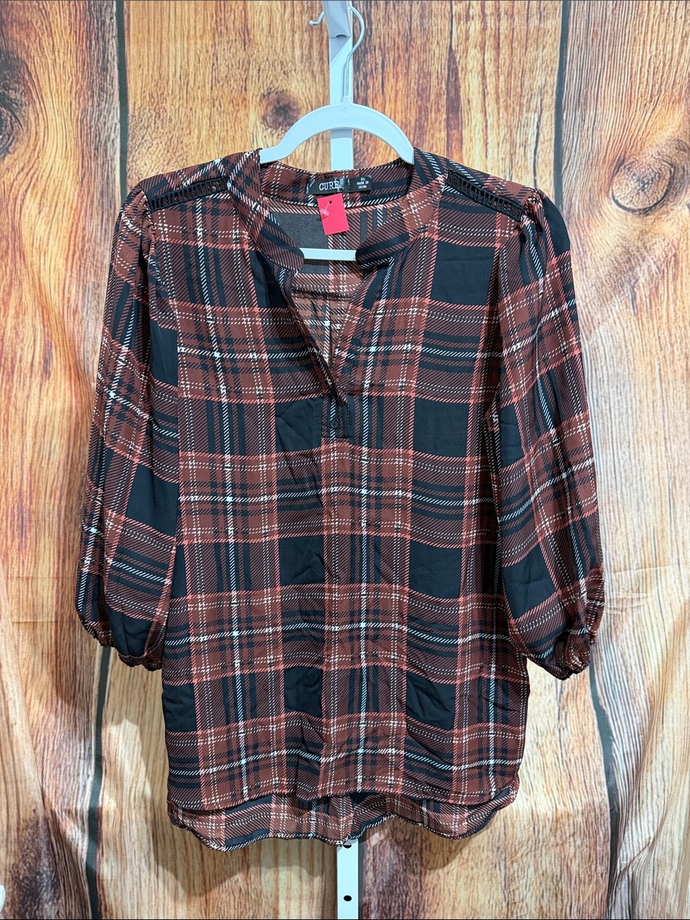 🚨(4/$10) CURE. Plaid Print Blouse Size XL
